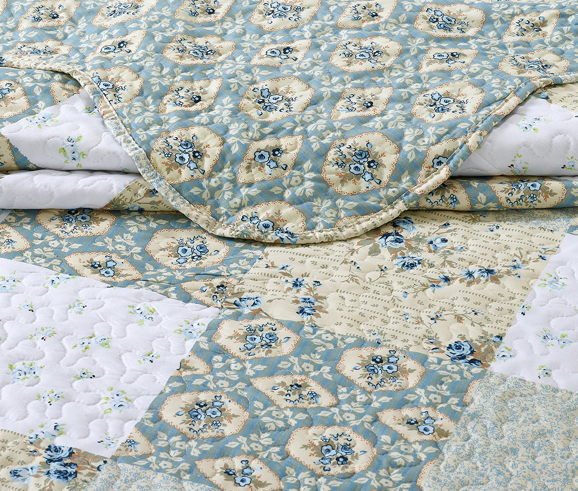 VIVILINEN Blue Floral Patchwork Quilt Set, Full Queen Size, 3 Piece Bedding  Set with 2 Pillowcases